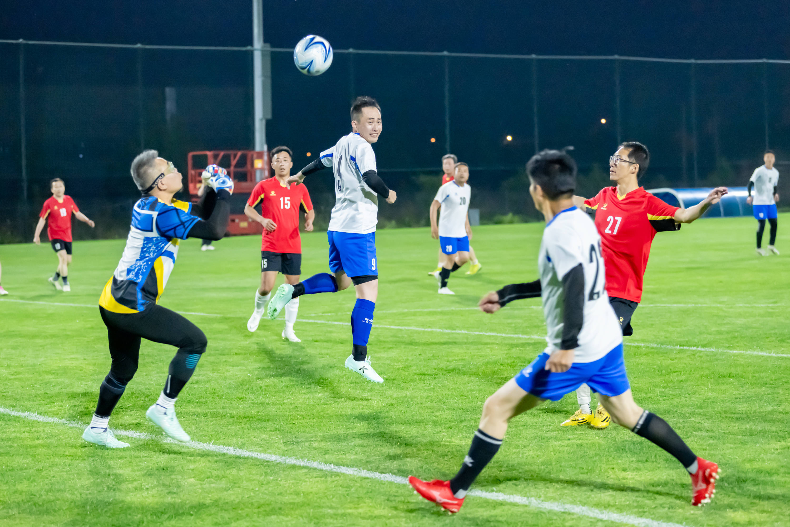 决定用自己 决定用自己