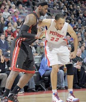 引援增强实 引援增强实