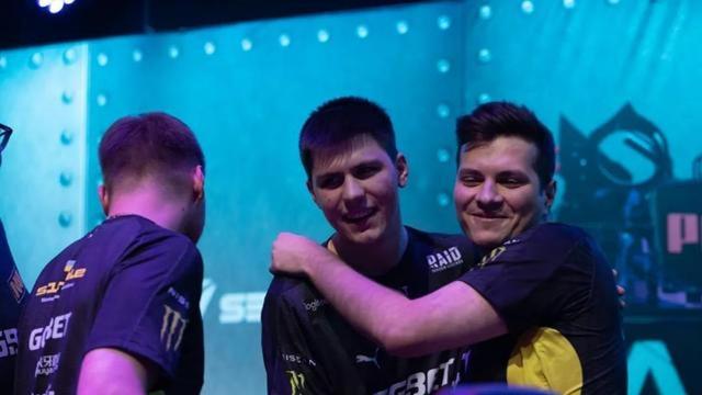 年未能闯入 年未能闯入